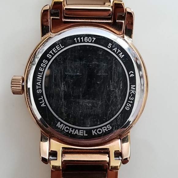 Michael Kors Rose Gold Tone Watch - Picture 7 of 11